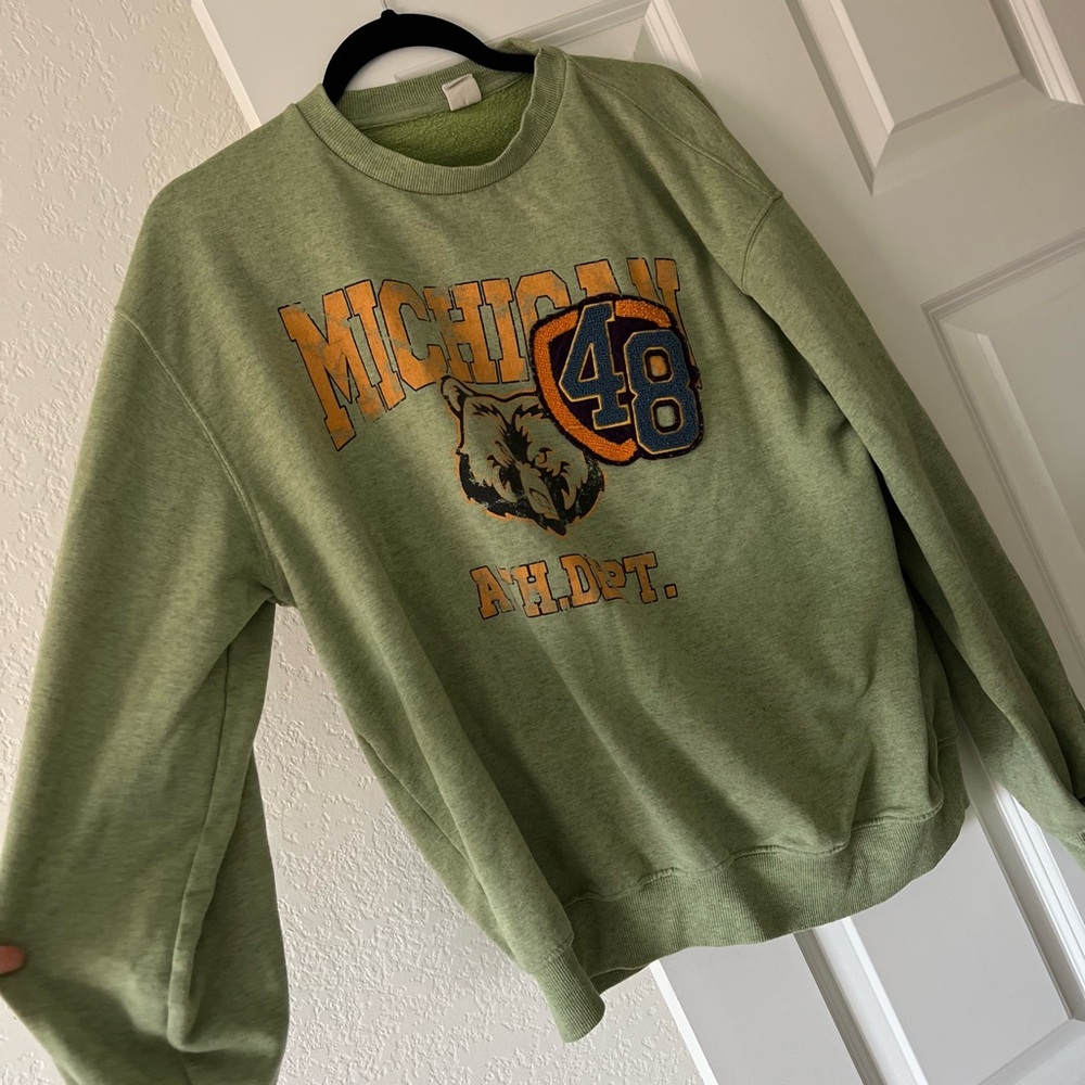 Urban outfitters Michigan athletic dept sweatshirt medium